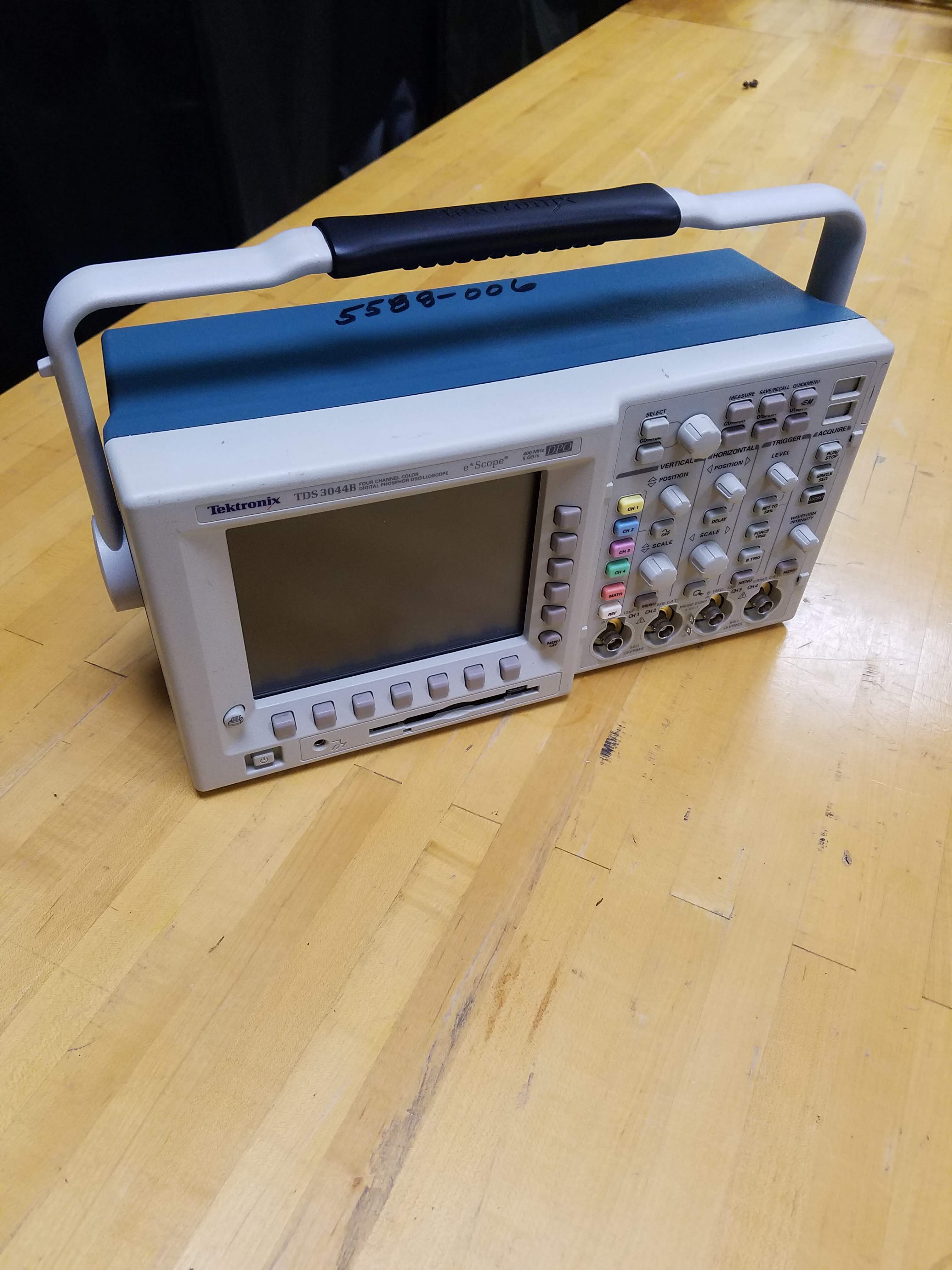 attachment:Tektronix TDS 3044B.jpeg