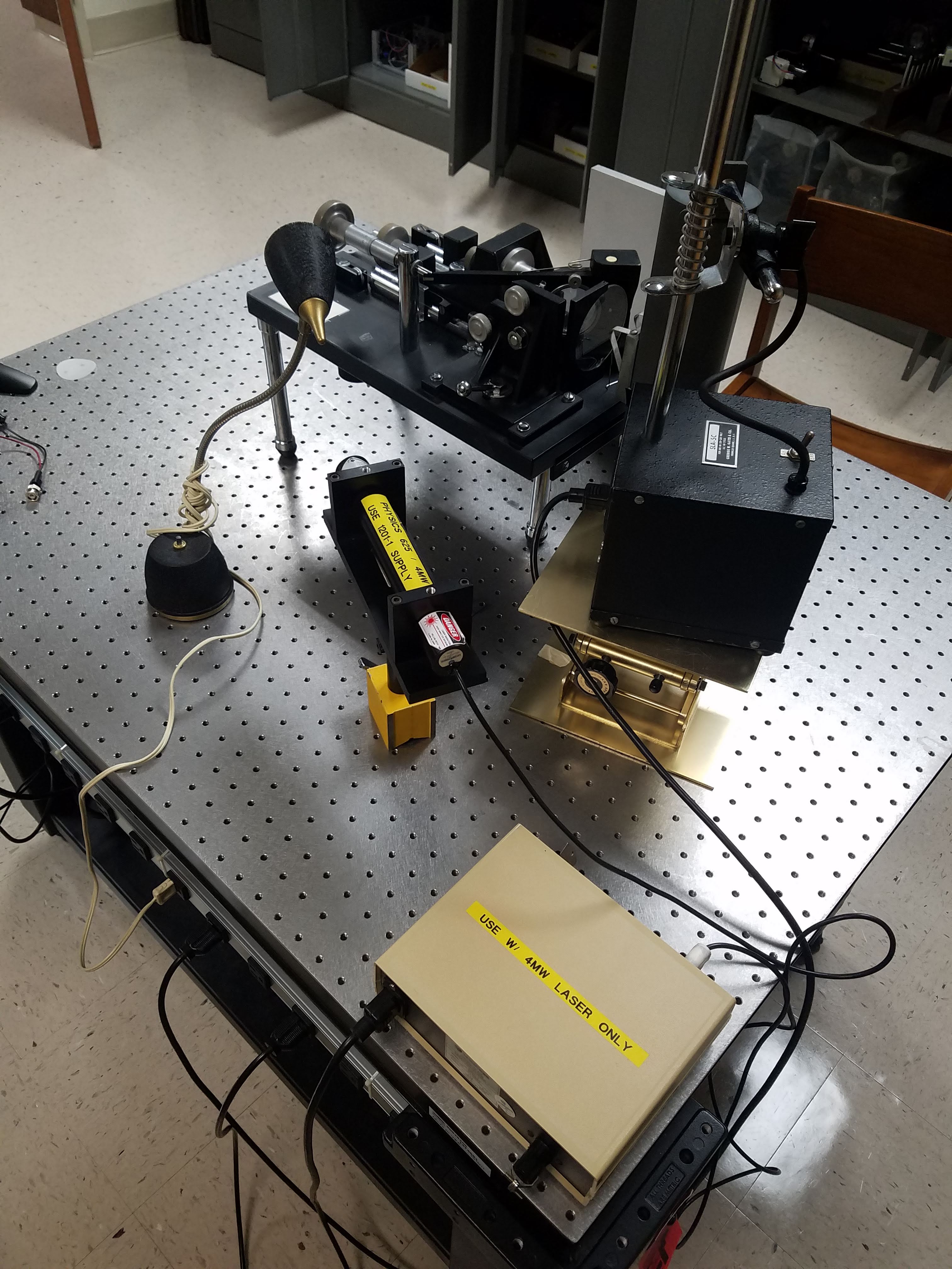 attachment:Michelson Interferometer2.jpeg