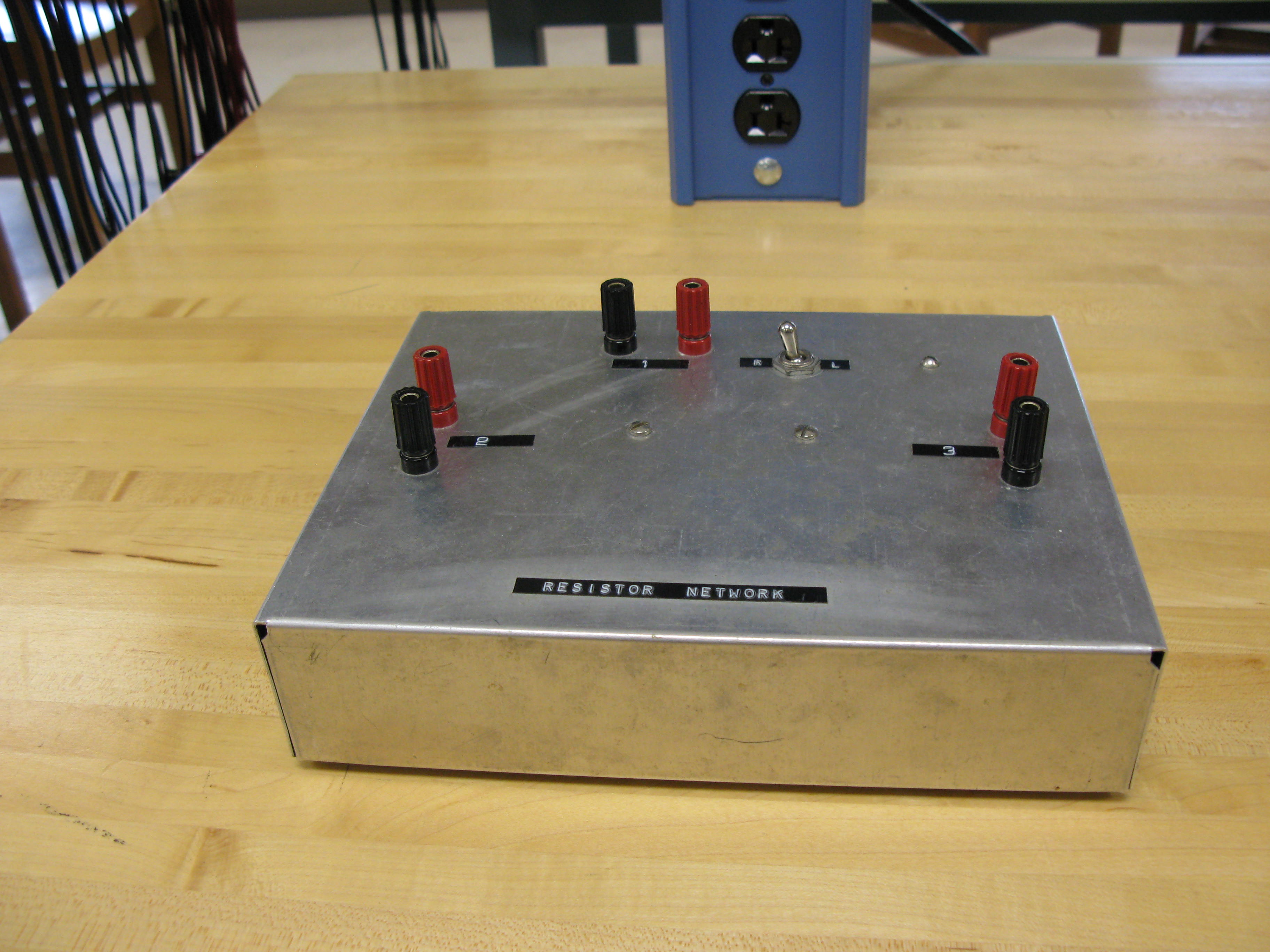 attachment:Resistor Network.jpg